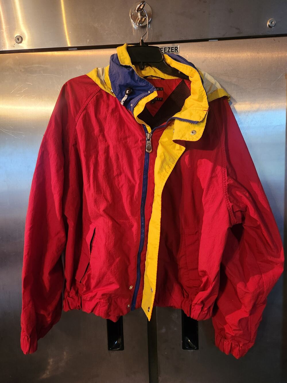 Tommy Hilfiger Mens XL Colorblock Windbreaker Jacket Full Zip Spell Out